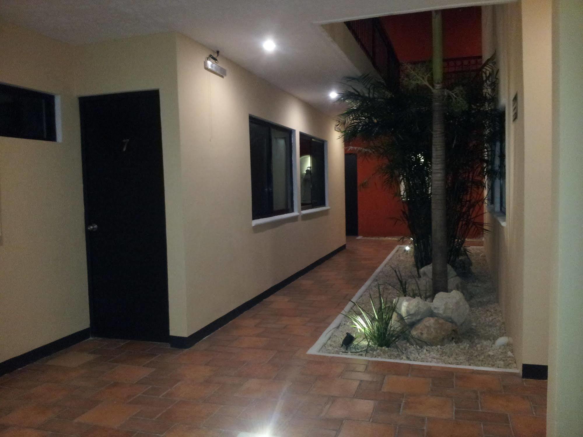 Hotel Catedral Campeche Bagian luar foto